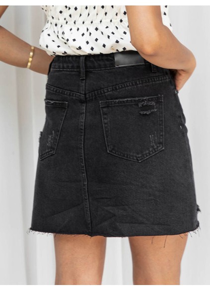 Black Slim Fit Skirt